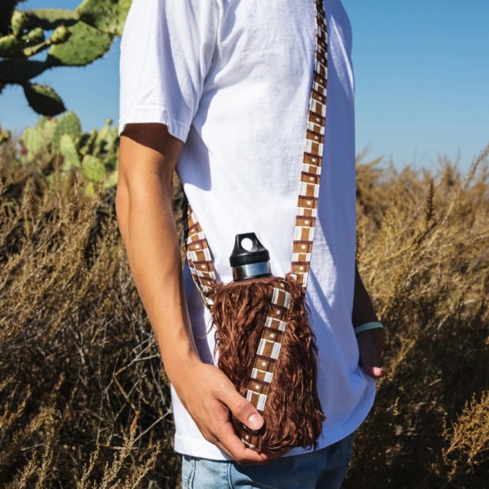 Disney-Picnic Time - Star Wars Chewbacca Bottle Cooler New with strap